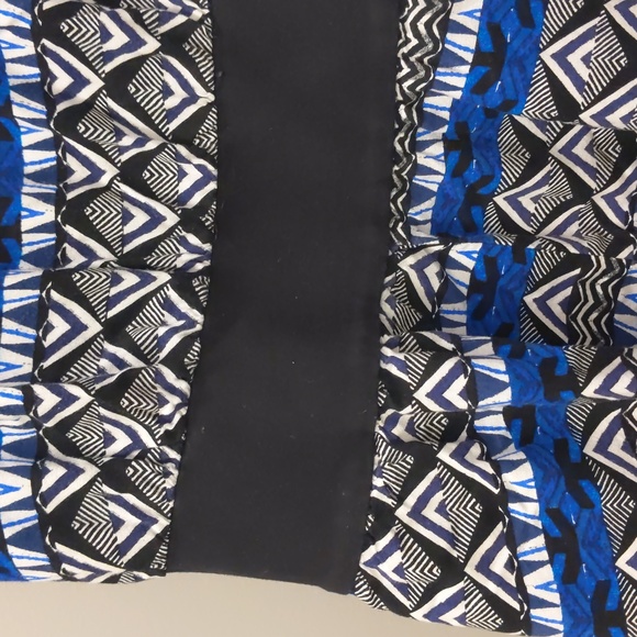 Express Blue Pattern Romper - Picture 4 of 8